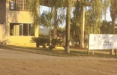 Imagem: O terreno possui 1.000m² de Área e está localizado em Varzea