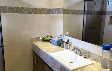 Imagem 3: Casa para venda tem 250 metros quadrados com 4 quartos em Jardim Regina...