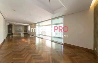 Imagem: O apartamento possui 3 Dormitórios, 4 Banheiros, 3 Vagas na