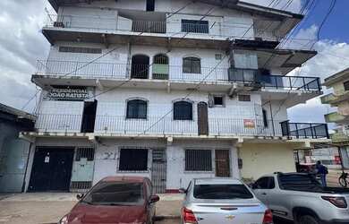 Imagem: O apartamento possui 3 Dormitórios, 1 Banheiro, 100m² de Área