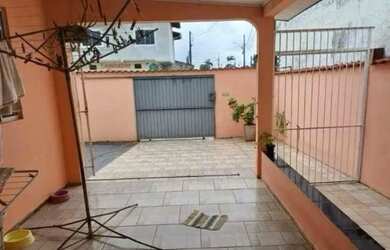 Imagem: A casa possui 2 Dormitórios, 1 Banheiro, 175m² de Área e