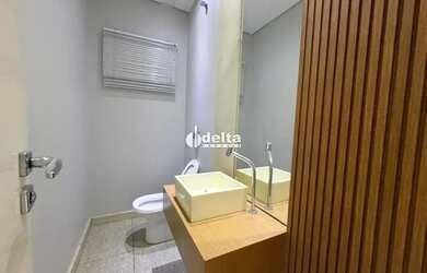 Imagem 13: Casa residencial com 3 quartos disponível para locação e venda no bairro...