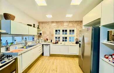 Imagem 14: Casa com 4 Quartos à venda, 328 m² por - São Francisco - Niterói/RJ