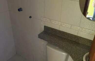 Imagem 12: ALUGO / CASA NA PRAÇA 14 / 3 MIL E CAUÇÃO DE 3500 . BEM LOCALIZADA