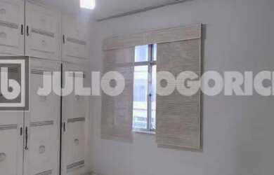 Imagem 7: PREDIO RESIDENCIAL SALA AMPLA 3 QUARTOS SENDO 1 SUÍTE ARMÁRIOSCOZINHA...