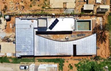 Imagem 6: Casa de condomínio para venda possui 381 metros quadrados com 4 quartos