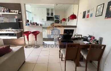 Imagem: O apartamento possui 2 Dormitórios, 2 Banheiros, 1 Vaga na