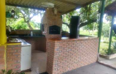 Imagem: A fazenda possui 180m² de Área e está localizado em Jardim