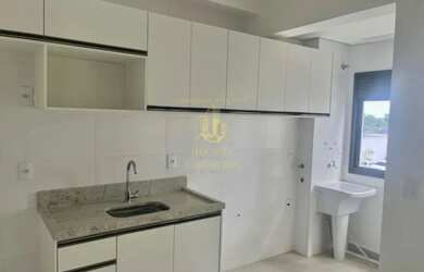 Imagem: O apartamento possui 2 Dormitórios, 2 Banheiros, 2 Vagas na