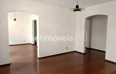 Imagem: O apartamento possui 4 Dormitórios, 3 Banheiros, 1 Vaga na