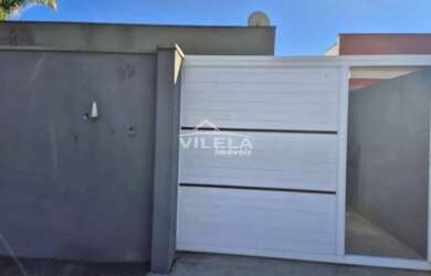 Imagem: A casa possui 3 Dormitórios, 2 Banheiros, 80m² de Área e