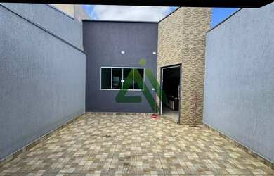 Imagem: A casa possui 2 Dormitórios, 1 Banheiro, 1 Vaga na garagem