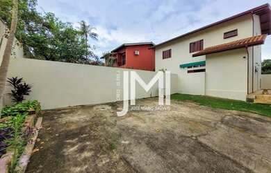 Imagem: A casa possui 2 Dormitórios, 3 Banheiros, 3 Vagas na garagem