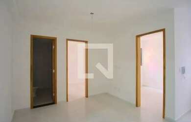 Imagem: O apartamento possui 2 Dormitórios, 1 Banheiro e 34m² de Área