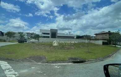 Imagem: O terreno possui 660m² de Área e está localizado em Urbanova