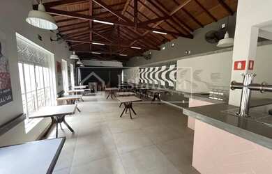 Imagem: O depósito possui 248m² de Área e está localizado em Centro