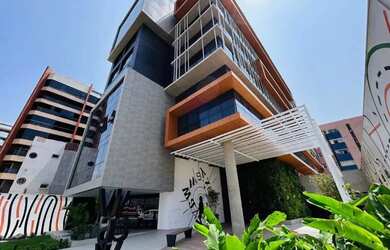 Imagem: O apartamento possui 1 Dormitório, 1 Banheiro, 1 Vaga na garagem