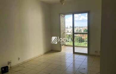 Imagem: O apartamento possui 3 Dormitórios, 2 Banheiros, 2 Vagas na