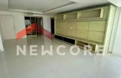 Imagem: O apartamento possui 3 Dormitórios, 5 Banheiros, 2 Vagas na