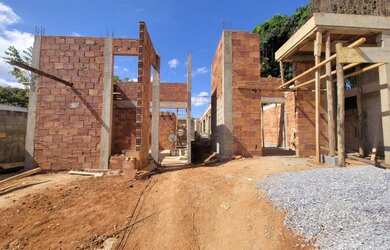 Imagem 2: Casa com 3 dormitórios à venda, 95 m² por R$ 590.000 - Ovídeo Guerra...