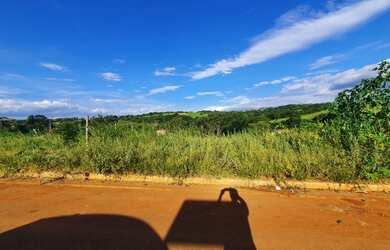 Imagem 4: Lote em Bicas 360 m2 com asfalto, escritura e registro