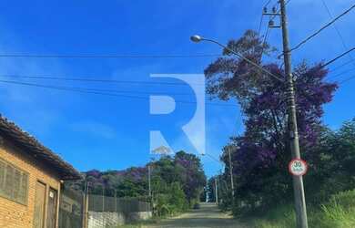 Imagem: O terreno possui 1.440m² de Área e está localizado em Alto