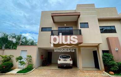 Imagem: A casa em condomínio possui 3 Dormitórios, 5 Banheiros, 4