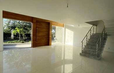 Imagem 4: Casa para venda alto padrão na Barra da Tijuca tem 880 metros com 6 suítes