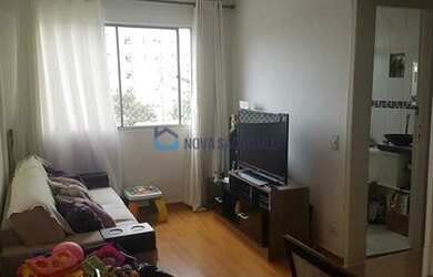 Imagem: O apartamento e possui 2 Dormitórios, Suítes, 1 Banheiro