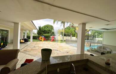 Imagem 9: CASA MANSÕES. Piscina, Churrasqueira, VarandaeÁrea de serviço