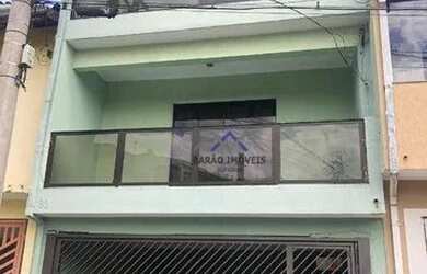 Imagem: A casa possui 3 Dormitórios, 2 Banheiros, 270m² de Área e