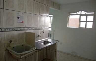 Imagem: O apartamento possui 1 Dormitório, 1 Banheiro, 1 Vaga na garagem