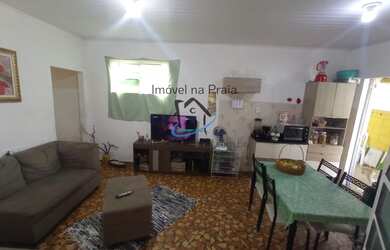 Imagem: A casa possui 2 Dormitórios, 1 Banheiro, 77m² de Área e