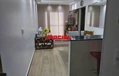 Imagem: O apartamento possui 2 Dormitórios, 1 Banheiro, 2 Vagas na