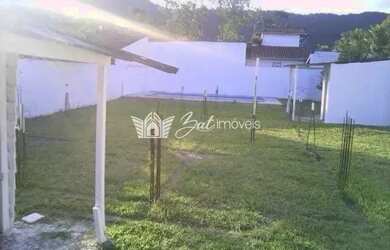 Imagem: O terreno possui 480m² de Área e está localizado em Enseada