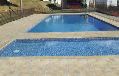 Imagem: O apartamento possui 2 Dormitórios, 1 Banheiro, 1 Vaga na garagem