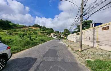 Imagem: O depósito possui 5 Vagas na garagem, 200m² de Área e está