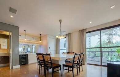 Imagem: O apartamento possui 3 Dormitórios, 5 Banheiros, 3 Vagas na