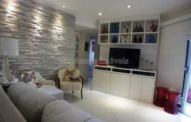 Imagem: O studio possui 2 Dormitórios, 2 Banheiros, 1 Vaga na garagem