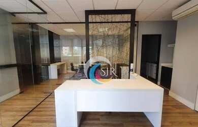 Imagem: O depósito possui 2 Vagas na garagem, 100m² de Área e Imóvel