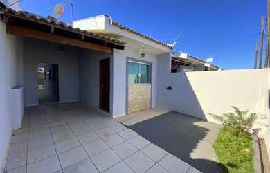 Imagem: A casa possui 2 Dormitórios e está localizado em Loteamento