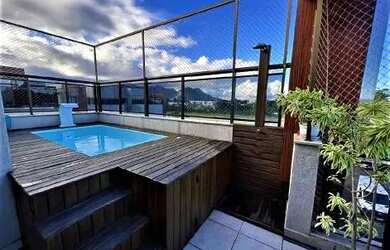 Imagem: O apartamento na cobertura possui 4 Dormitórios, 4 Banheiros