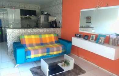 Imagem: A casa possui 2 Dormitórios, 1 Banheiro, 1 Vaga na garagem