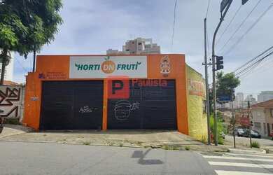 Imagem: O depósito possui 1 Vaga na garagem, 335m² de Área e está