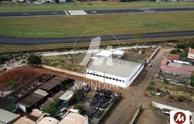 Imagem: O depósito possui 5 Vagas na garagem, 1.154m² de Área e