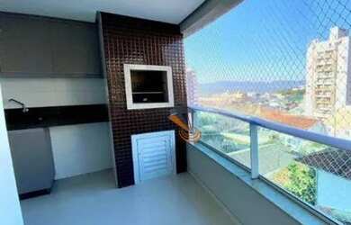 Imagem: O apartamento possui 3 Dormitórios, 1 Banheiro, 1 Vaga na garagem