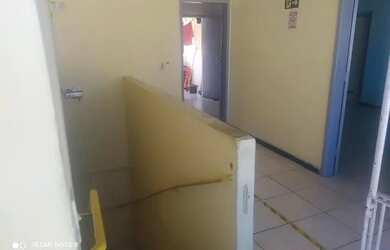 Imagem 11: aluga se dois aptos grandes,um por andar, em sao diogo, serrra, es