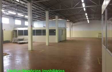 Imagem: O depósito possui 1.800m² de Área e está localizado em