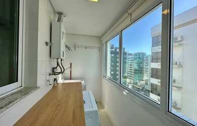 Imagem 13: Apartamento para venda possui 193 metros quadrados com 4 quartos em Navegantes...