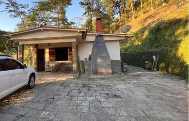 Imagem 3: Imóvel em Itaipava com 2 casas, 2 flets, piscina e terreno 5.172,29 m²